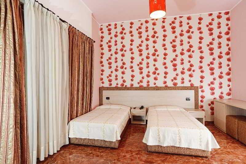 Hotel Serenity Tirana Exterior foto